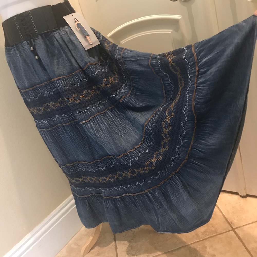 NWT Lapis tiered denim maxi skirt with belt detail - Picture 2 of 6